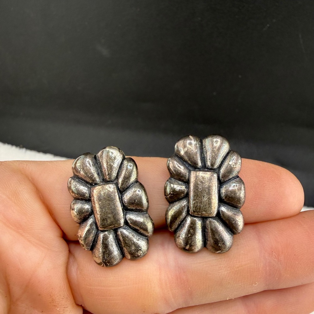 Vintage NP Clip On Earrings Silver Tone Scalloped Floral Textured READ